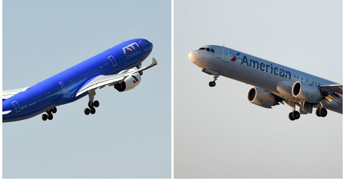 Passenger Jets Come Within Seconds of Scary Mid