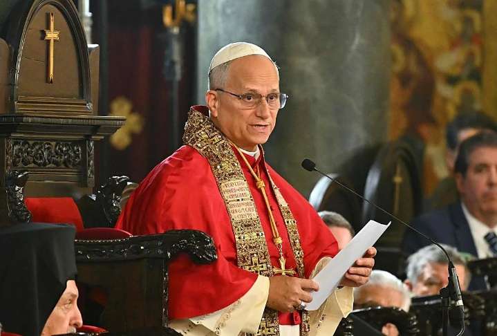 El papa pide que los cristianos trabajen en unión por la paz