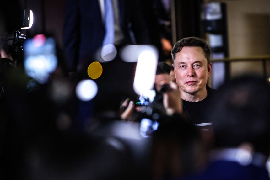 Tesla aprueba paquete salarial para Elon Musk que lo posicionaría como el primer trillonario del planeta