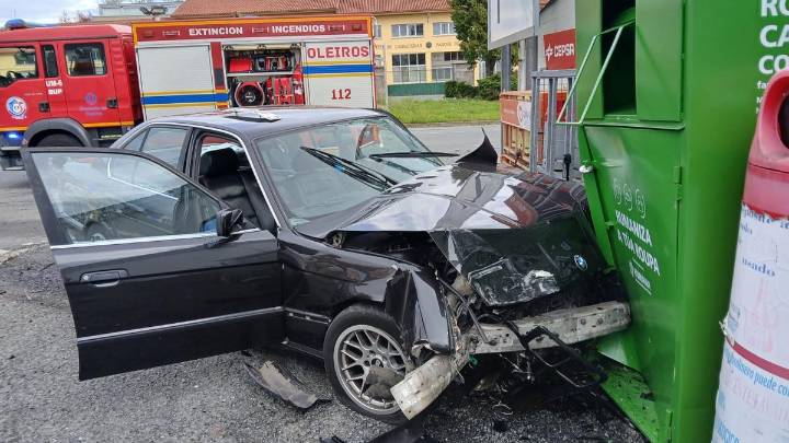 El accidente de un coche contra un almacén de bombonas en Perillo activa protocolos antiexplosiones