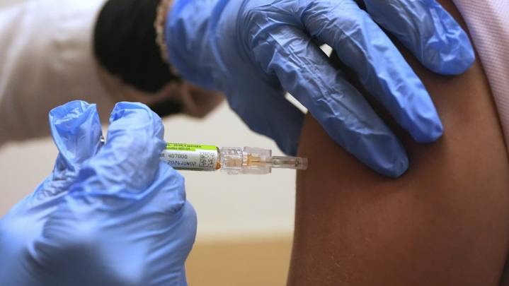 Alberta flu season: ‘Perfect storm’ could lead to spike in illnesses