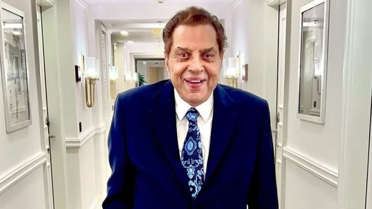 Veteran actor Dharmendra hospitalised in Mumbai