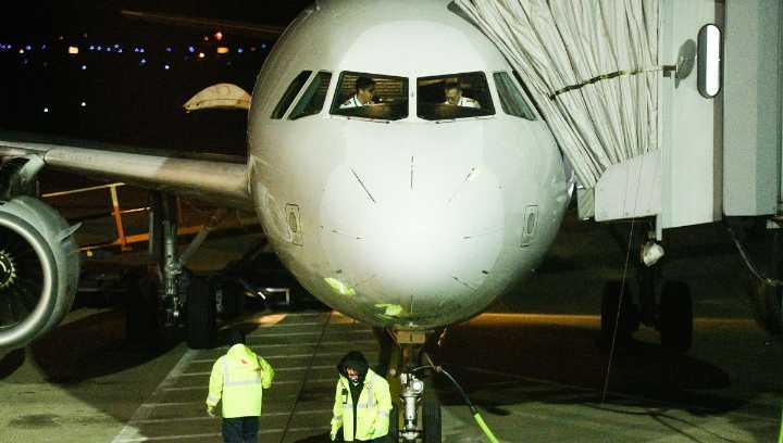 Aerolíneas suspenden vuelos a Venezuela tras alerta de seguridad emitida por EE.UU.