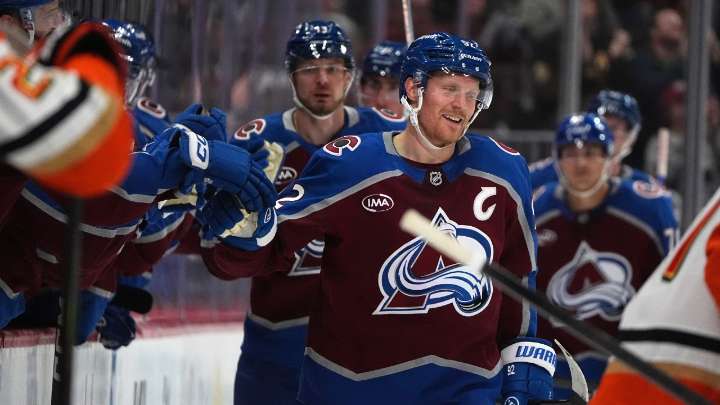 Sunday Overreactions: Can Avalanche shatter all