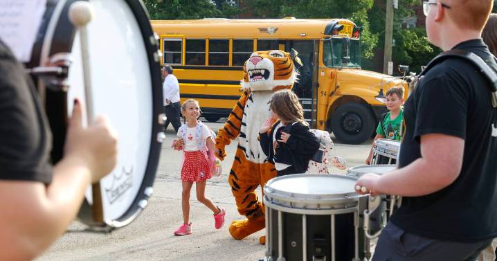 Eye On Illinois: New statewide school report card fodder for all manner of talking points