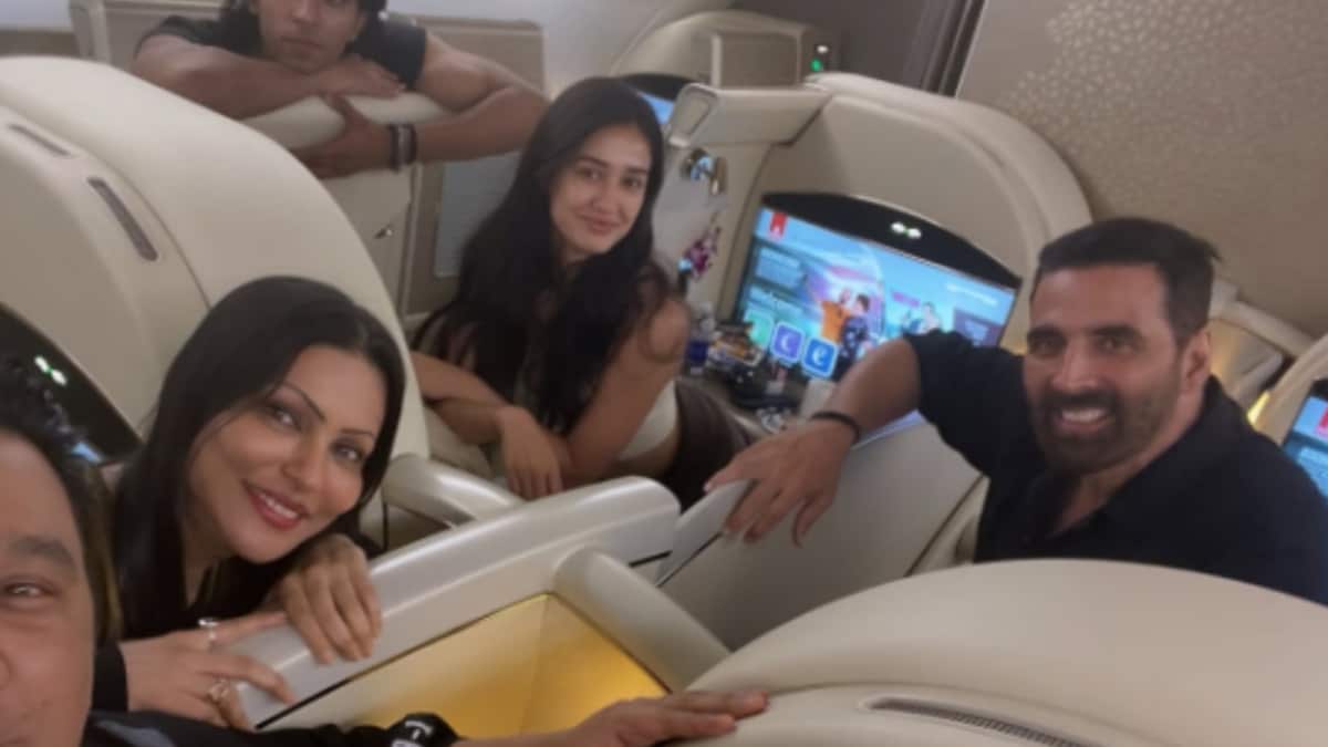 ‘From Set Life To Jet Life’: Akshay Kumar, Disha Patani Complete Dubai Shoot For Welcome To The Jungle