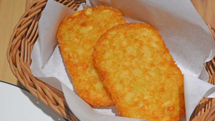The Simple Solution That'll Save Your Aldi Hash Browns From Freezer Burn