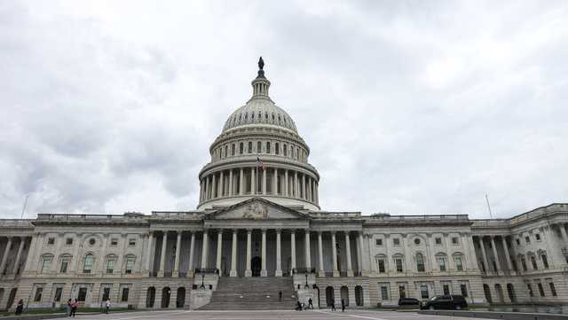 Feds: Ohio man accused of threatening to kill US Congressman pleads guilty