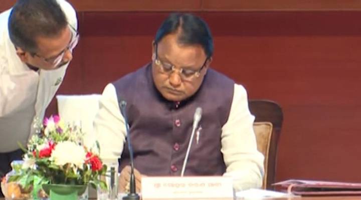 Odisha CM issues 9-point directive to Collectors, focuses on tech