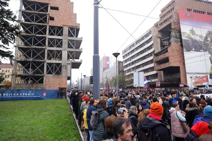 Serbia da vía libre al yerno de Trump para convertir un edificio emblemático de Belgrado en un complejo turístico de lujo