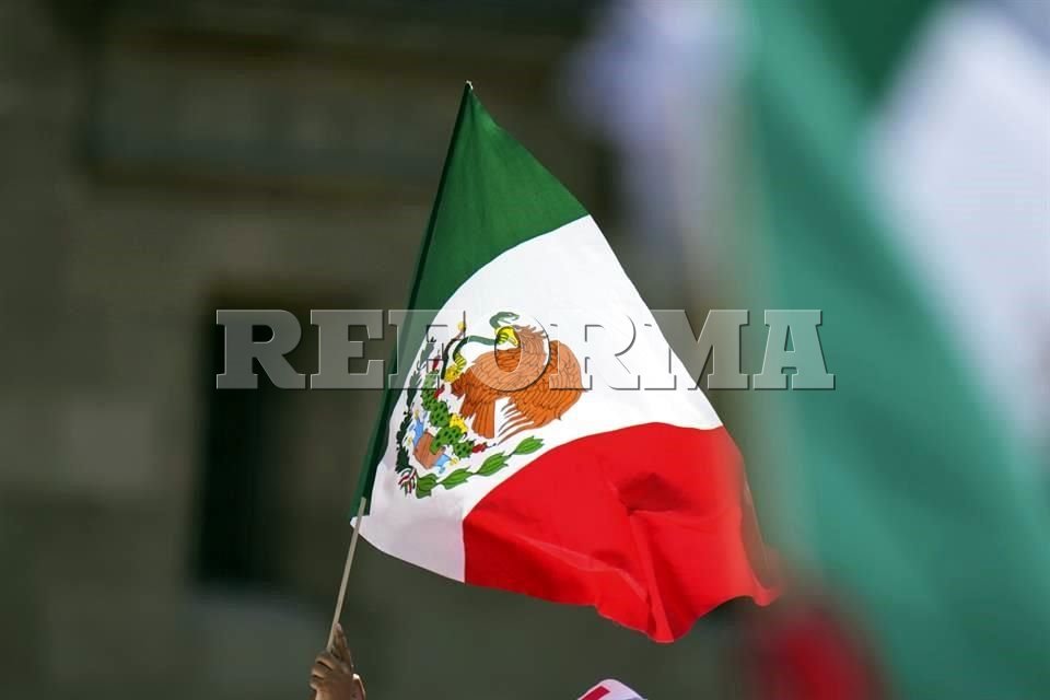 Confirman contracción de 0.3% en la economía mexicana