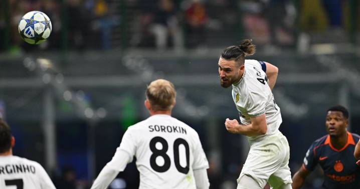 Inside King Power Stadium: Top talent gets goal as Champions League midfielder reveals trial