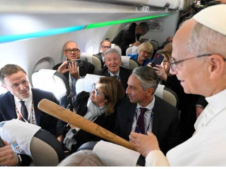 El Papa León XIV recibe un regalo muy especial
