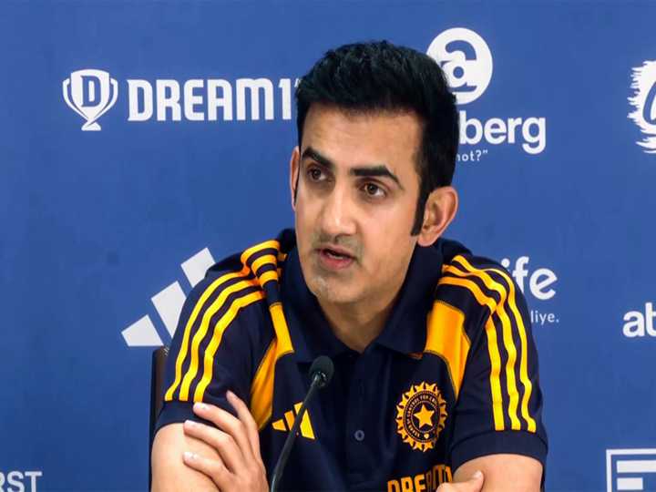 Kotak backs Gambhir after Kolkata Test defeat