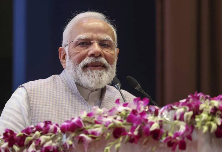 Ease of justice must for all, language of law should be local, simple: PM Modi