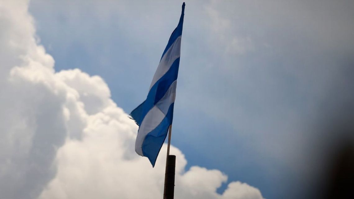 Godoy Cruz descendió a la B Nacional tras empatar con Riestra 1