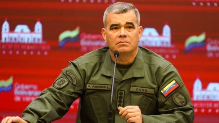 Ministro Padrino: Venezuela defenderá su soberanía “al costo que sea”