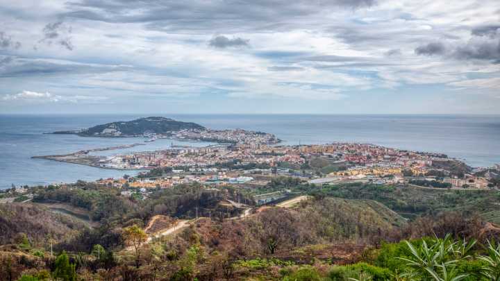 La ruta del parapente: el nuevo y peligroso método para cruzar la frontera de Marruecos a Ceuta