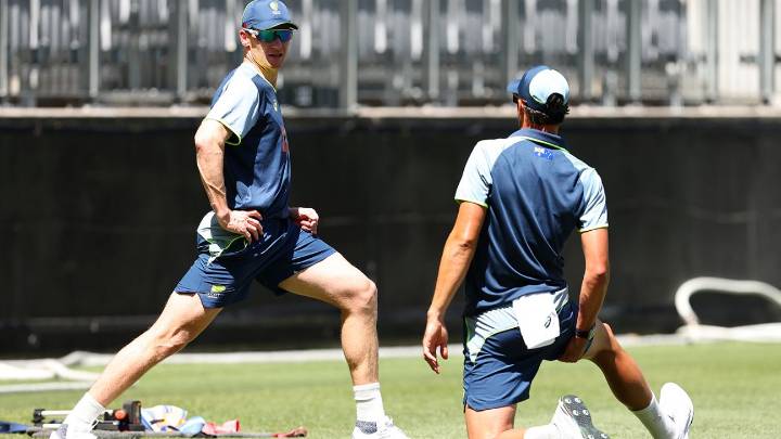 Starc ready for extra burden as Australia's senior paceman