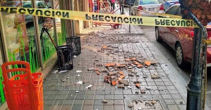 Alertan por nuevos desprendimientos en edificio antiguo del Centro Hist?rico de Tampico