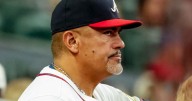 Braves complete coaching staff, retain Hyers, Perez