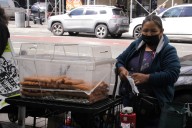 Vendedores ambulantes y repartidores se unen para pedir más protección en Nueva York