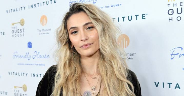 Paris Jackson muestra la secuela que le dejó el consumo de drogas