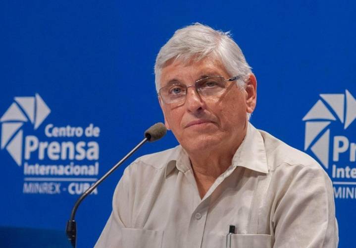 Embajador de Cuba abandonó el Perú: ¿Quién es Carlos 'Gallo' Zamora?