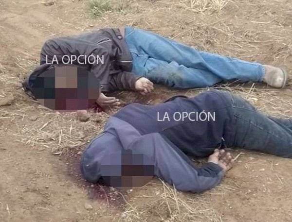 Encuentran 2 ejecutados en la carretera Anáhuac