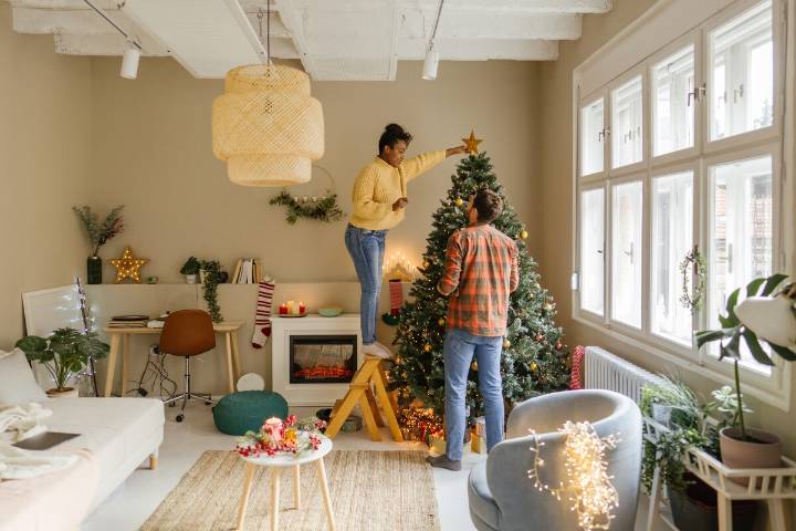 These Canadians are embracing early holiday decor – and jingling their bells at the haters