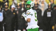 Oregon swerves upset loss vs. Iowa after clutch final drive from Dante Moore