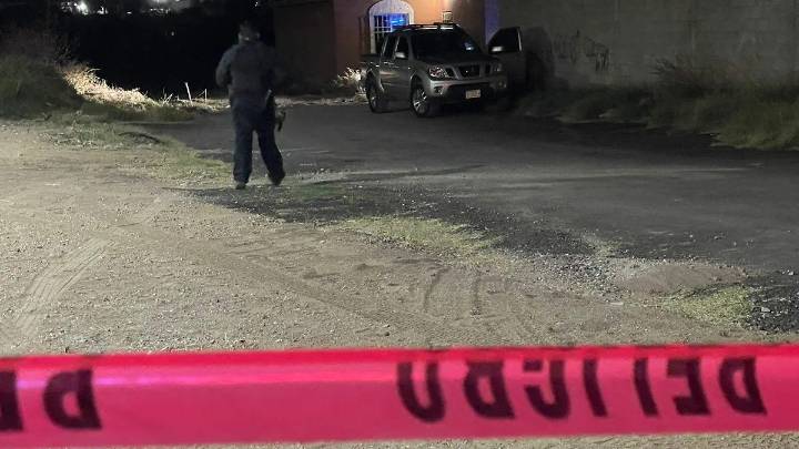 Encuentran a hombre sin vida en la colonia Dale; cuerpo presenta huellas de violencia
