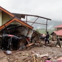 Devastadoras inundaciones dejan unos 600 muertos en Asia