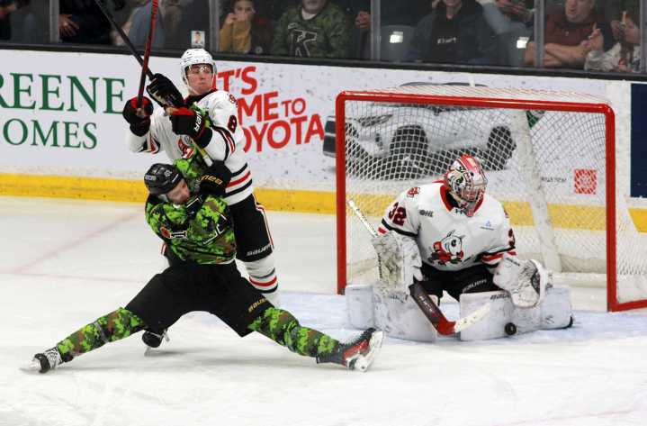 Kingston Frontenacs rally for 4-3 overtime win over Niagara IceDogs