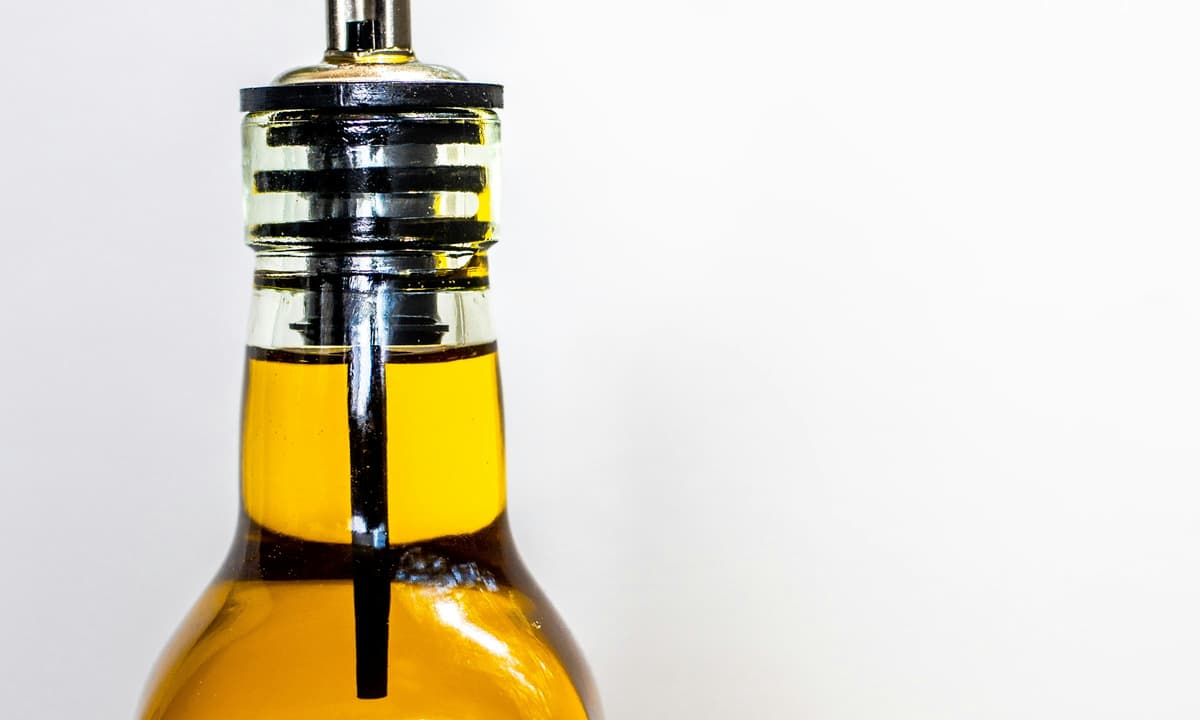 Olive oil health benefits: Can it help you live longer