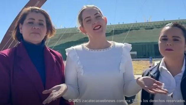 EXCLUYEN A KARLA ESTRADA PRESIDENTA HONORIFICA DEL DIF MUNICIPAL A EVENTO ESTATAL