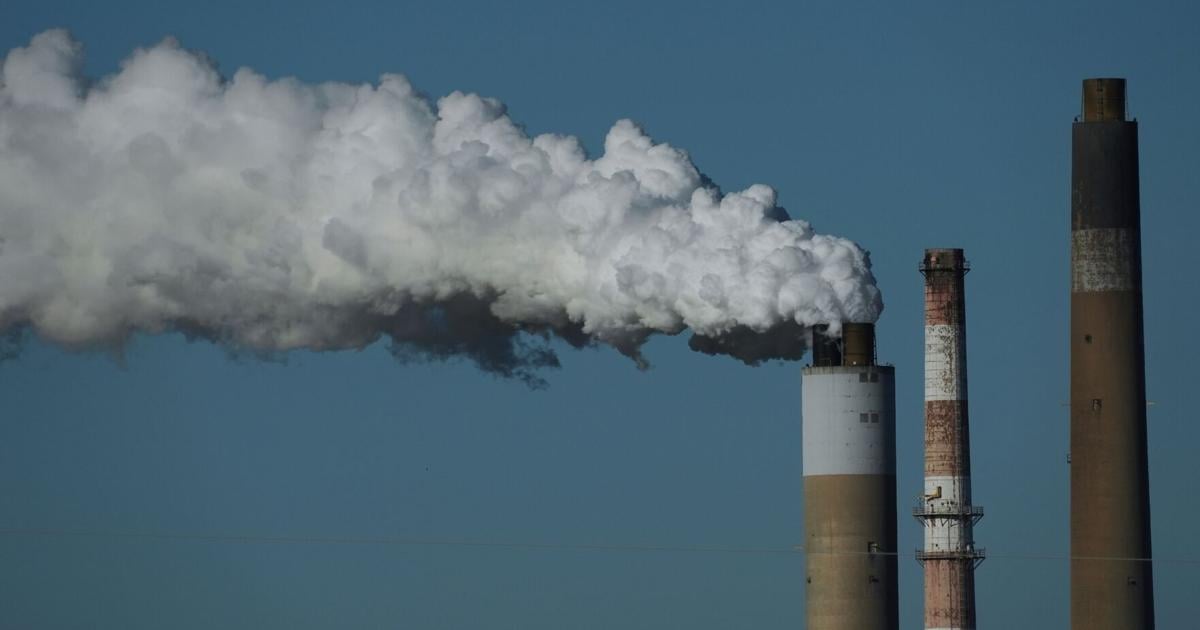 Climate-fighting efforts show slight gain but still fall far short, UN says