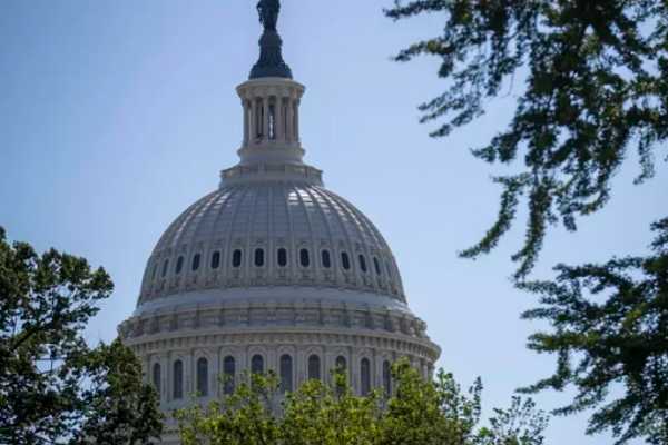 (VIDEO) Senado de EE.UU. hunde la resolución que buscaba impedir un ataque de Washington contra Venezuela