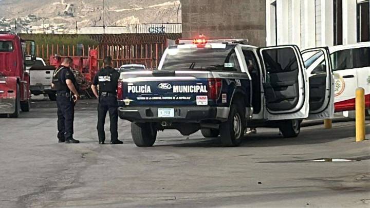 Escapan dos de secuestradores y se refugian en Estación de Bomberos