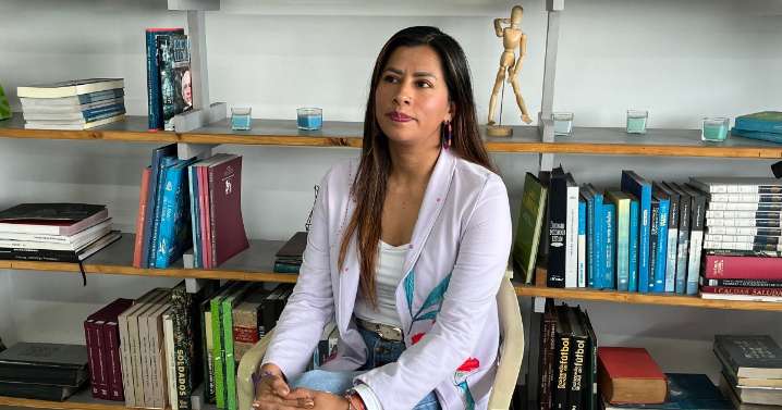 Es ambientalista, debutó en política con un triunfo en Caldas y aspira al Congreso: se opone a estos proyectos