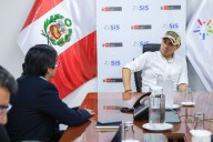El presidente de la república, José Jerí, sostuvo una reunión de trabajo con los funcionarios del Seguro Integral de Salud