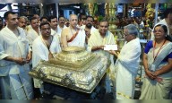 Mukesh Ambani offers prayers at TTD; partners with AP govt to build new kitchen at holy temple