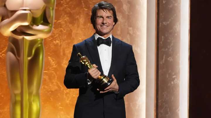 Tom Cruise recibe un Oscar honorífico