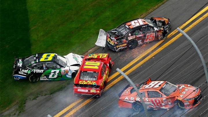 NASCAR Driver Issues Apology After Causing Horrific Crash Christian Eckes apologizes after tagging Ryan Sieg in a hard Turn 4 crash that ended Sieg’s top-10 run and brought out the 4th caution. Vikran