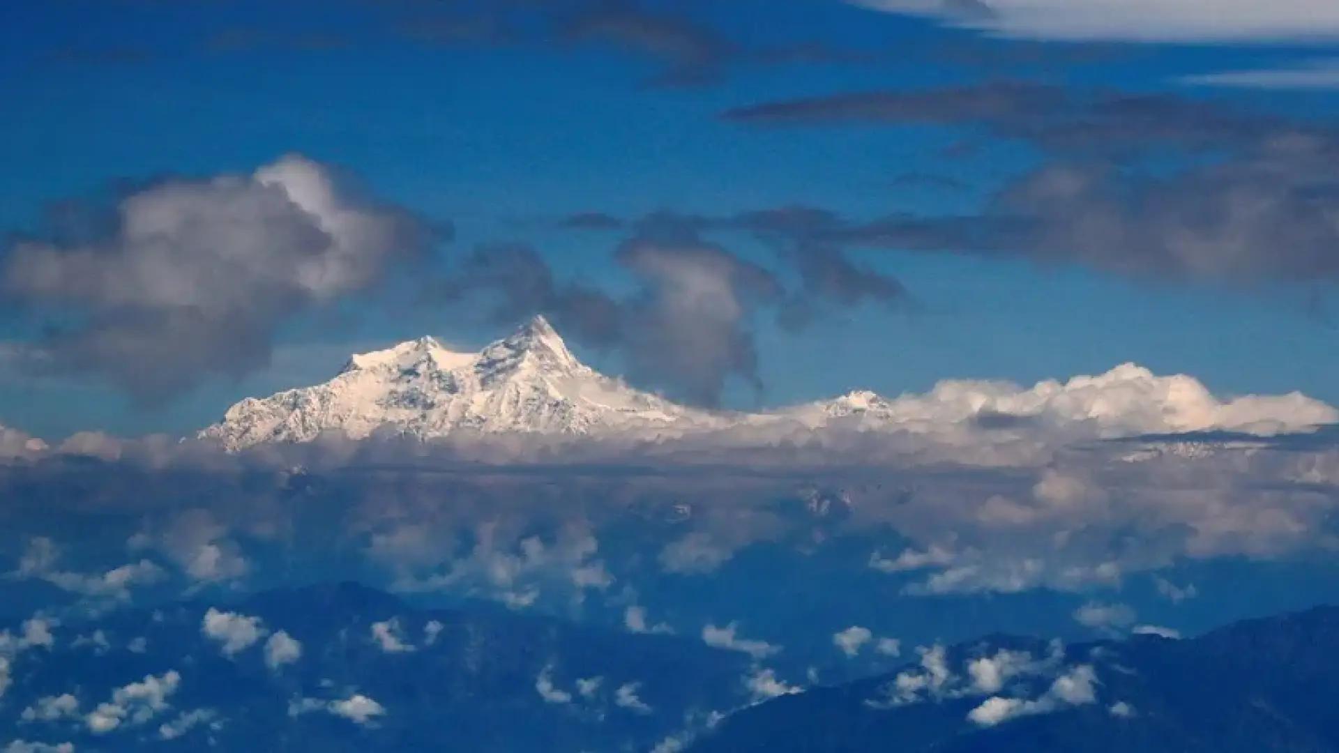 Al menos siete muertos, entre ellos cinco extranjeros, por una avalancha en Nepal