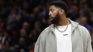 Mavericks fans debate Anthony Davis’ weight after practice photos surface