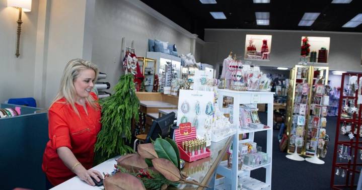 After a hard year due to high costs, south Louisiana retailers hope for holiday rebound