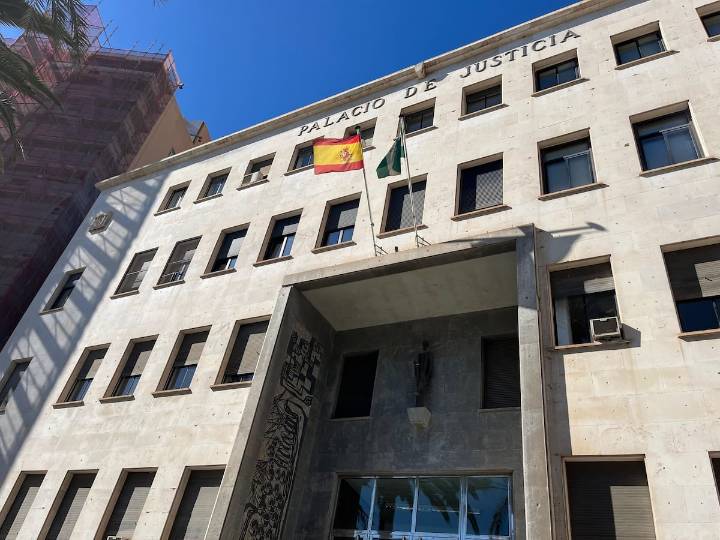 La jueza del ‘caso mascarillas’ de Almería pide apartarse de la causa por vínculos personales con uno de los investigados