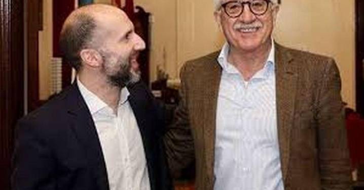 ¿Sabe usted que hablando de despachos, el de Jácome tiene meigallo?