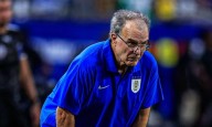 Giro inesperado en el futuro de Bielsa en Uruguay: la llamativa condición que aceptó para continuar